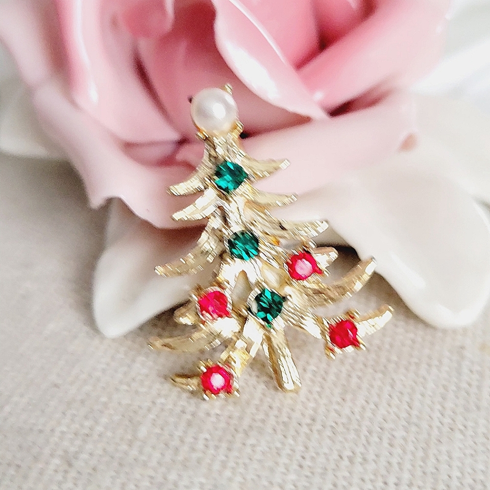 Christmas tree rhinestone brooch